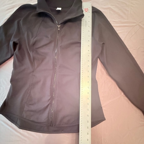 Yogalicious Black Zip Front Lightweight Jacket Size Large - Picture 8 of 9